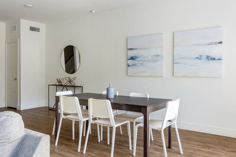 Kasa Dallas North Apartments