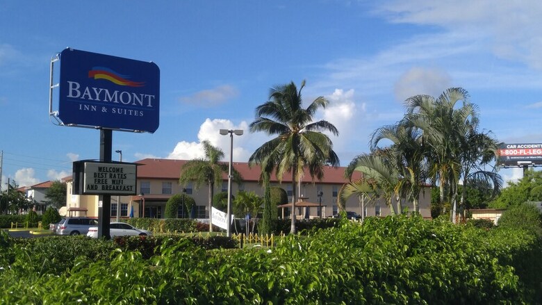 Hotel Baymont By Wyndham Florida City