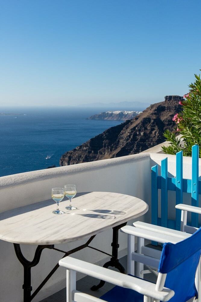 Aparthotel Vallas Apartments & Villas