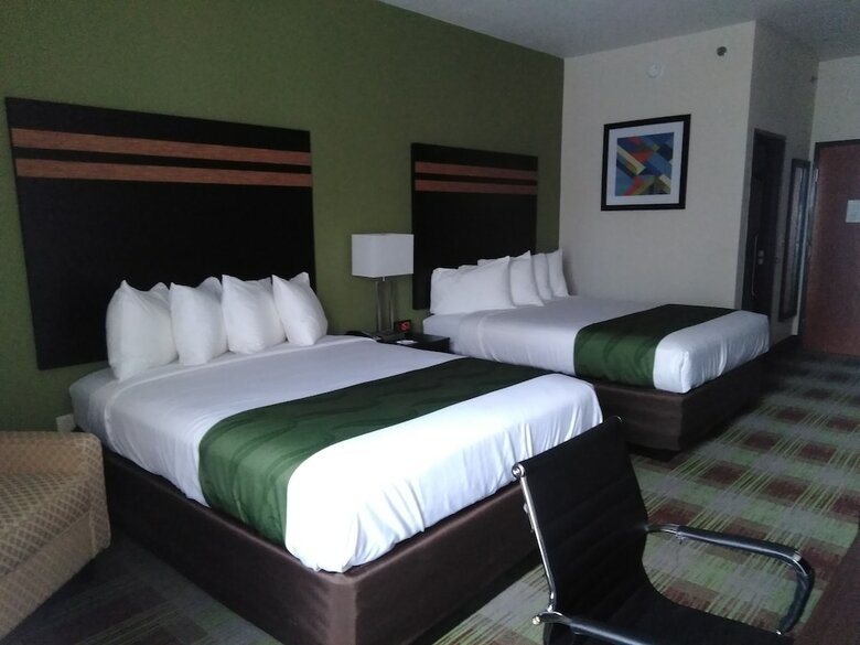 Hotel Quality Inn & Suites