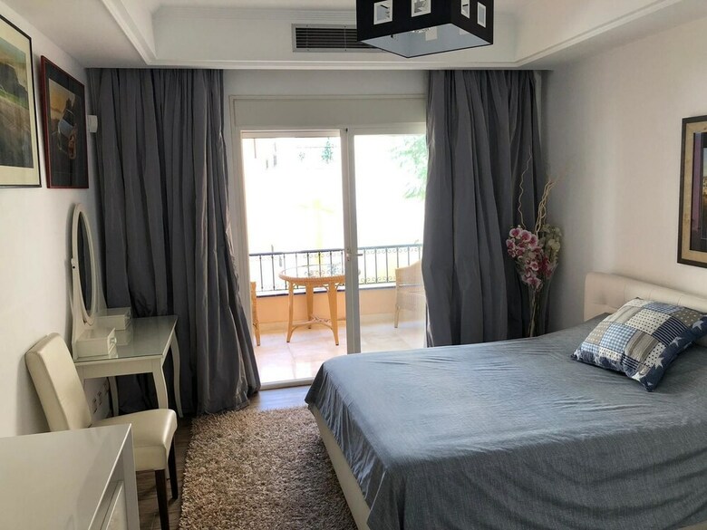 Room "golden Mile Marbella"
