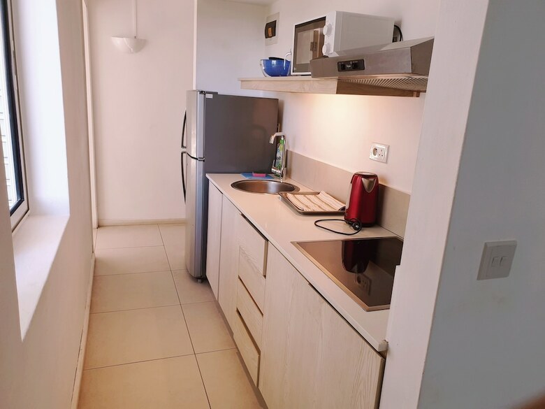 Le Beachclub Serviced Apartments And Villas
