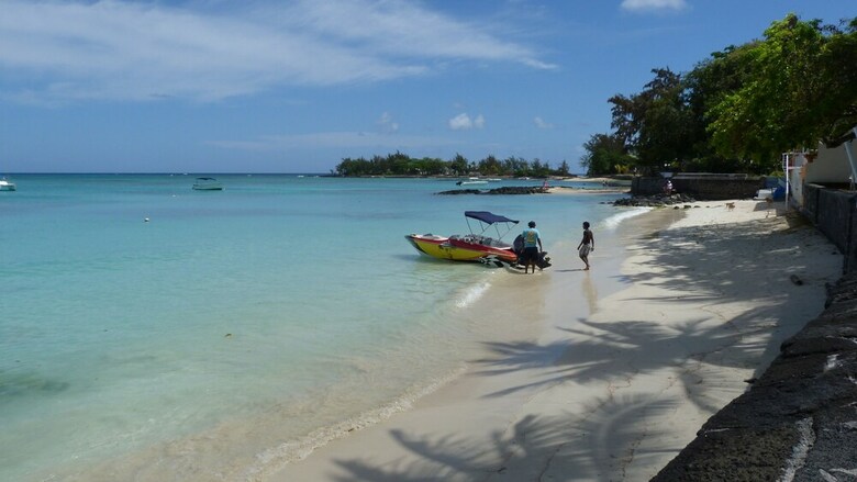 Le Beachclub Serviced Apartments And Villas