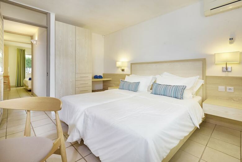 Le Beachclub Serviced Apartments And Villas