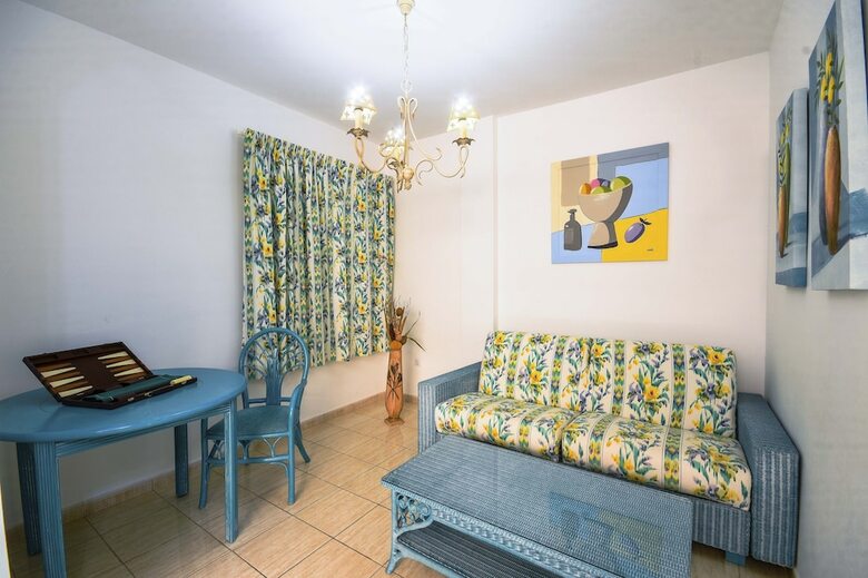 Sunshine Beach Villas