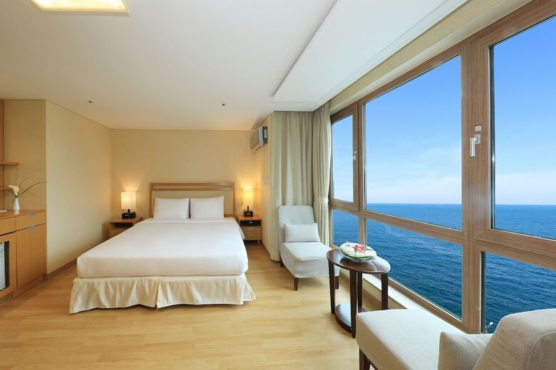 Ocean Suites Jeju Hotel