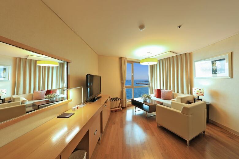 Ocean Suites Jeju Hotel