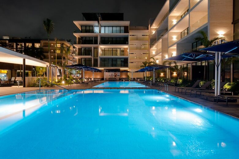 Apartamentos Steps From Beach - Luxury 2-bdr