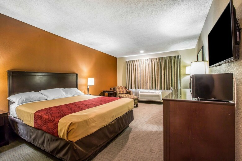 Hotel Baymont By Wyndham Ontario