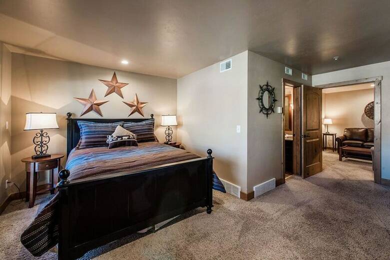 Jupiter Inn By Identity Properties