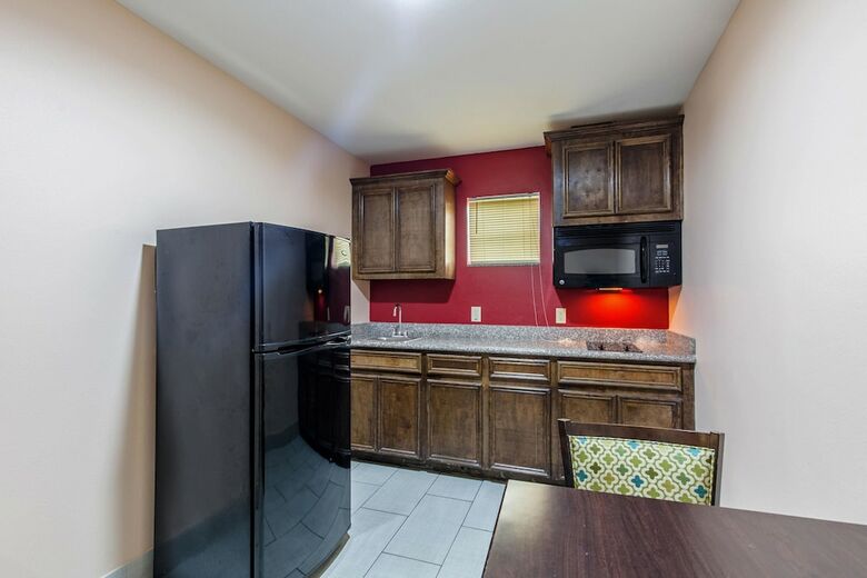 Hotel Quality Inn & Suites