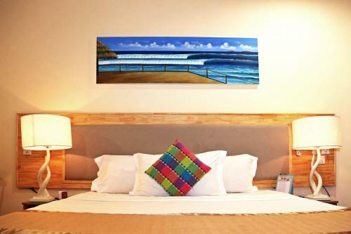 Hotel Holikan Beach Maafushi