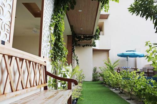 Hotel Holikan Beach Maafushi