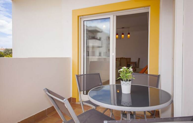 Apartamentos B41 - Windmill Modern With Pool