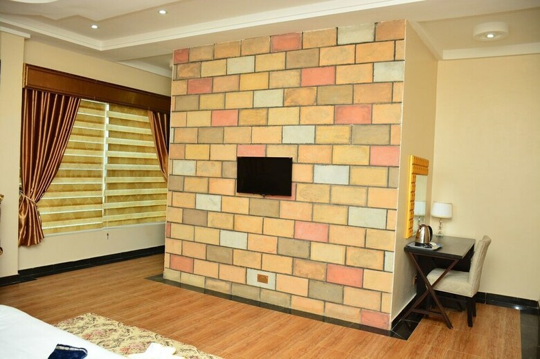 Hotel Lj Grand Resort