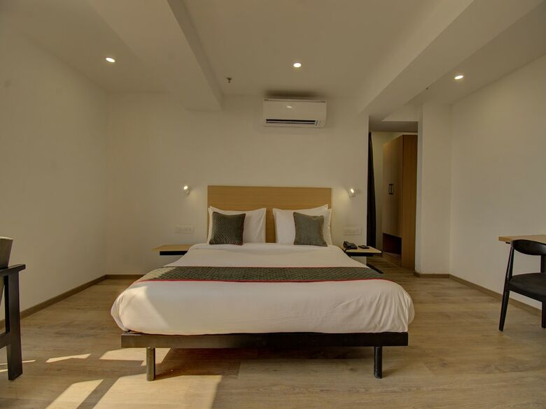 Oyo Townhouse 170 Shagun Hotel