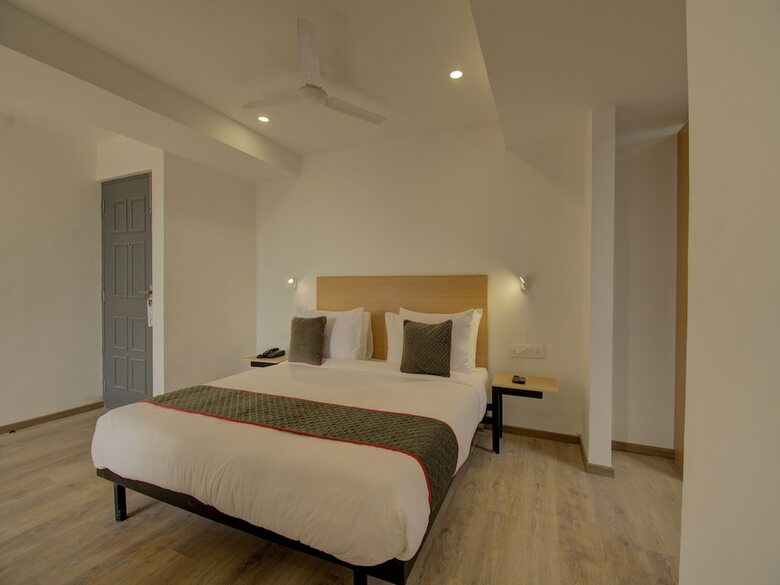 Oyo Townhouse 170 Shagun Hotel