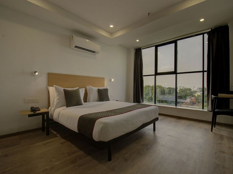 Oyo Townhouse 170 Shagun Hotel