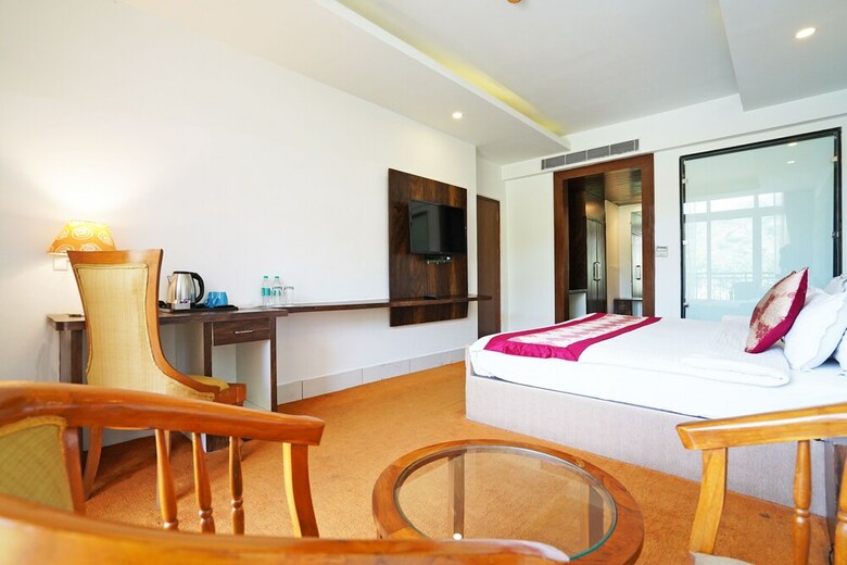 Hotel Palette - Rajmahal Resort
