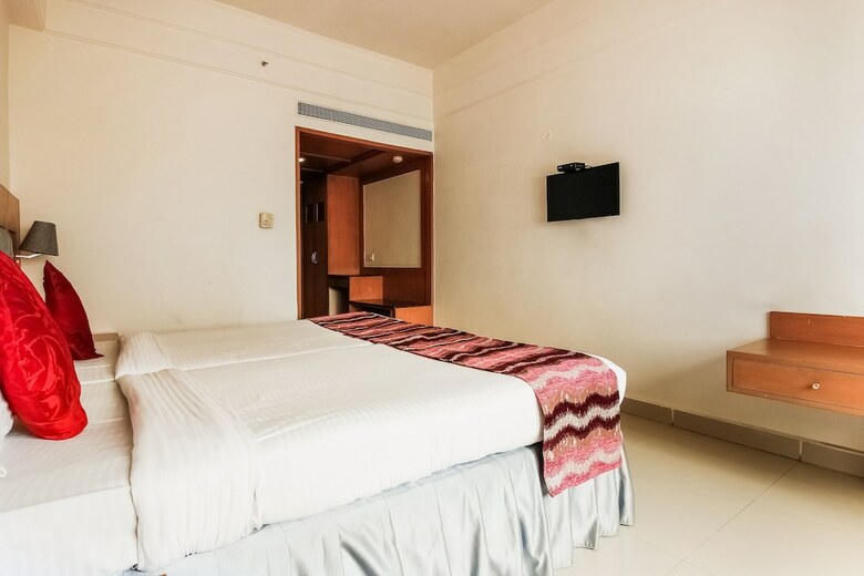 Palette - Hotel Trishul Grand