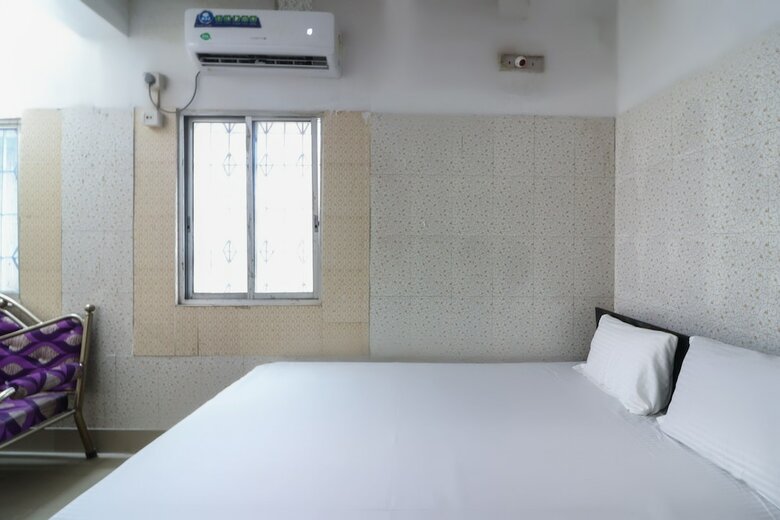 Hotel Spot On 49450 Silver Woods