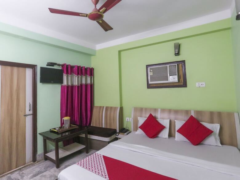 Oyo 60609 Hotel Tanushree