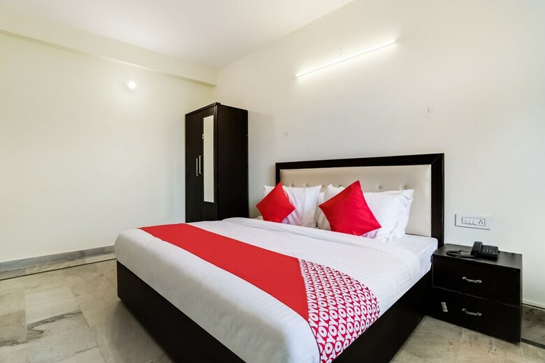 Hotel Oyo Flagship 41356 Jasola Sws