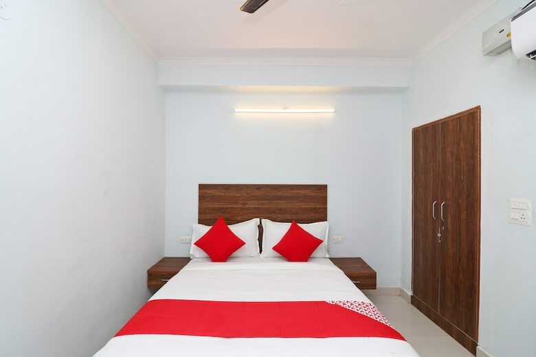 Hotel Oyo Flagship 39600 Sathguru Residency