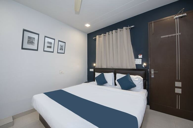 Hotel Silverkey Executive Stays 45988 Pooth Kalan