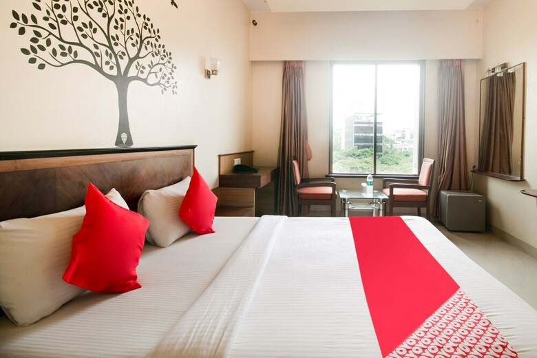 Oyo 41076 Hotel Dhiraj Residency