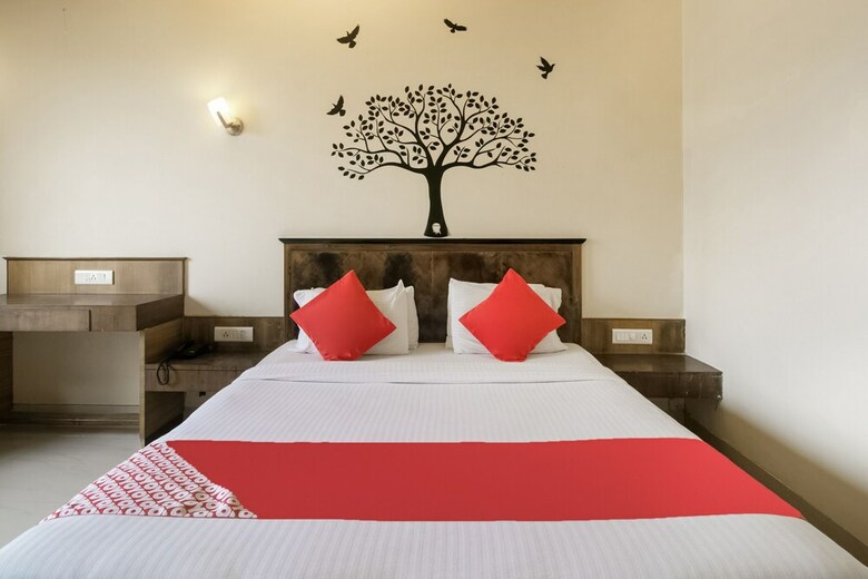 Oyo 41076 Hotel Dhiraj Residency