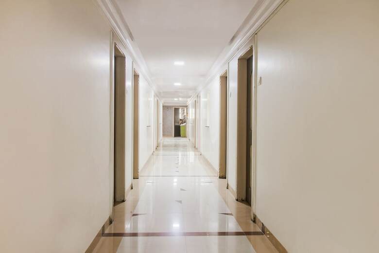 Oyo 41076 Hotel Dhiraj Residency