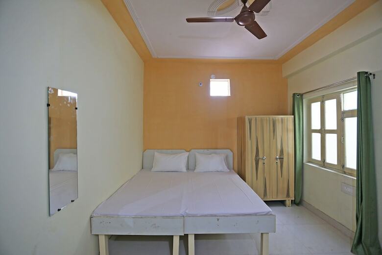Hotel Spot On 48911 Sukhrali Residency