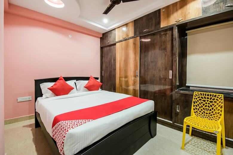 Hotel Oyo 37222 Kiran's Pride Service Apartment