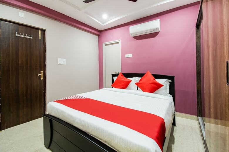 Hotel Oyo 37222 Kiran's Pride Service Apartment