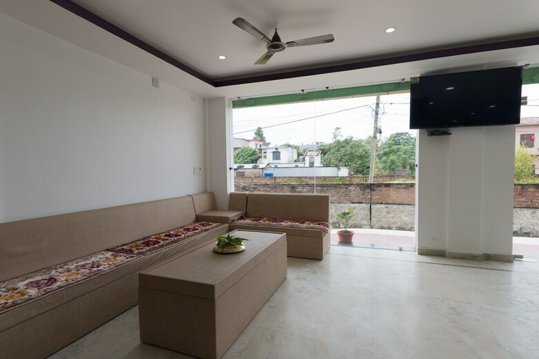 Oyo 621 Hotel Laxmi