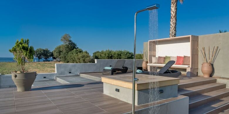 Grecian Villa Poseidon