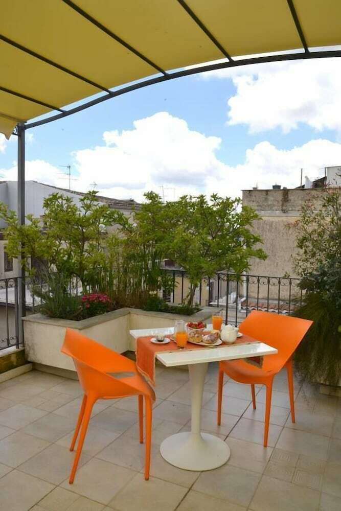 B&B Tal�a