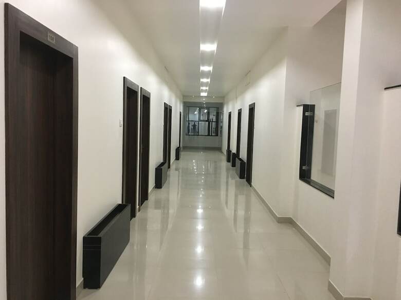 Hotel Paras