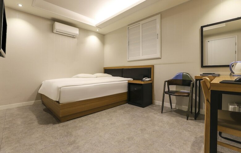 New Suwon Benikea Tourist Hotel