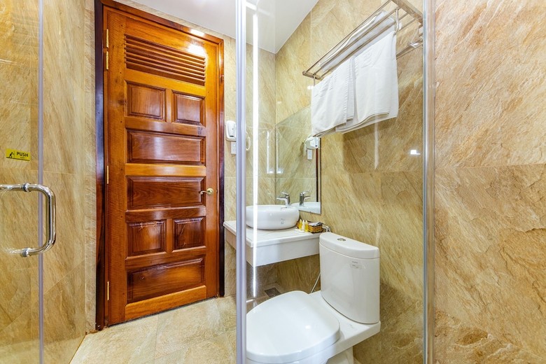 Oyo 336 Homey Hotel