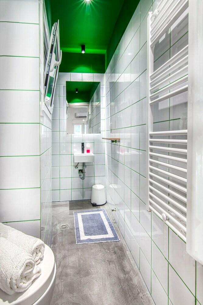 Apartamentos Modern And Stylish Renovated Flat, Next To Metro