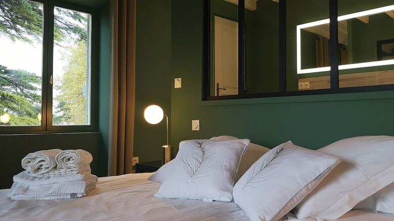 Hotel Manoir Le Roure