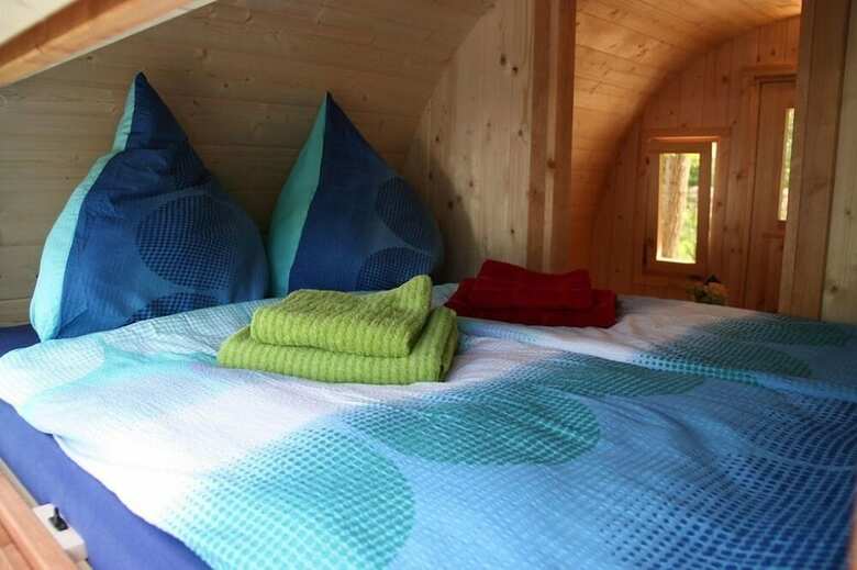 Mini Hotel �bernachten Im Gurkenfass