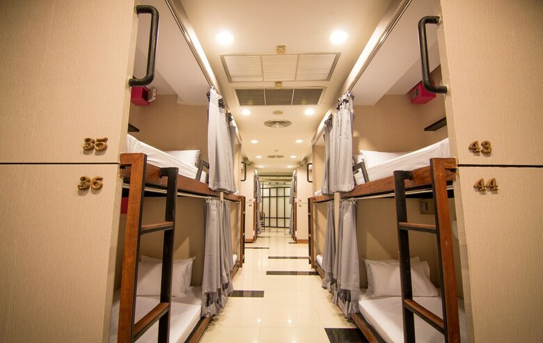 Hostal Bubble Space Hostel