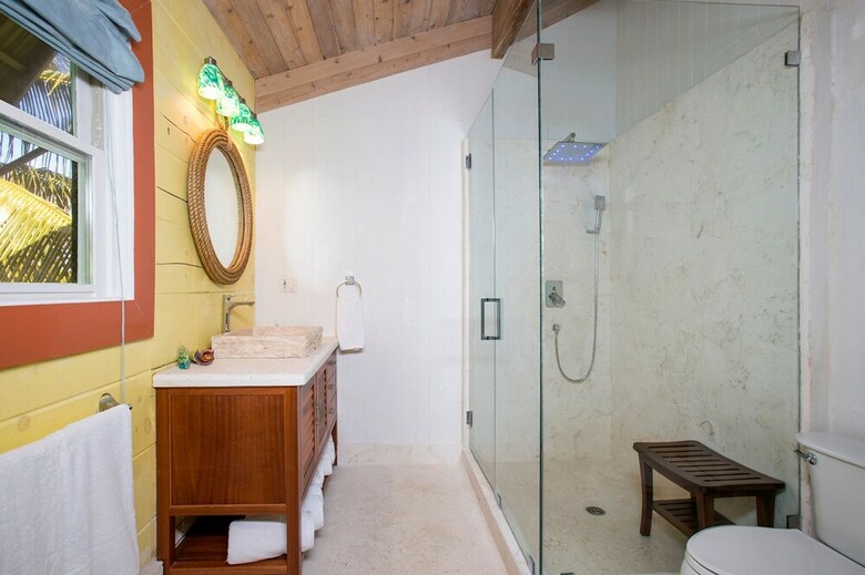 Shangri-la & Orchid Cottage