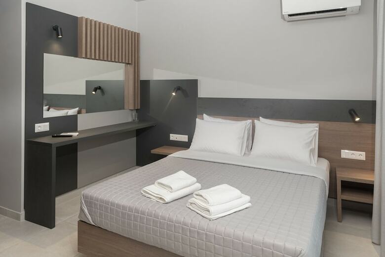 Hotel Elizabeth Queen Luxuxy Rooms