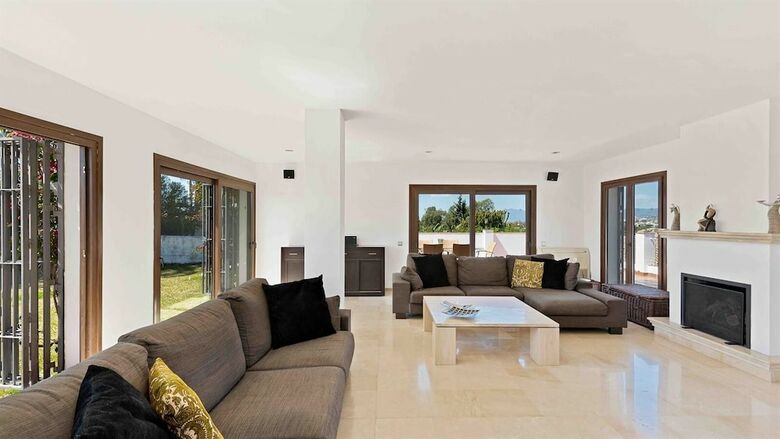 Great Villa Very Close To Best Beach