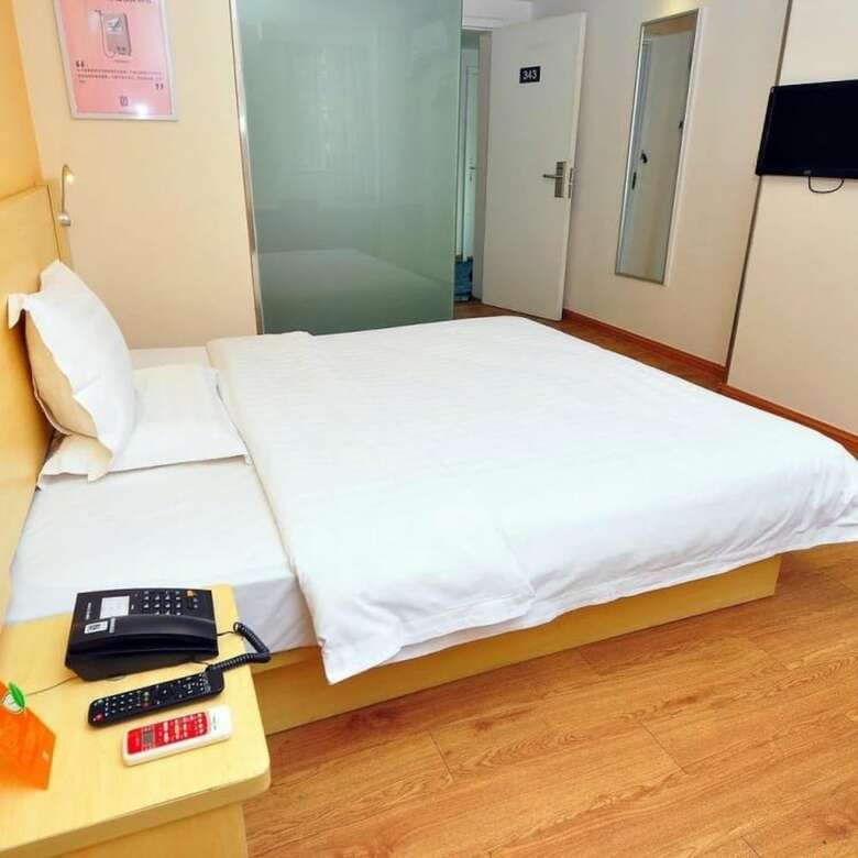 Life Yajo Hotel Tuan Yi Da Square
