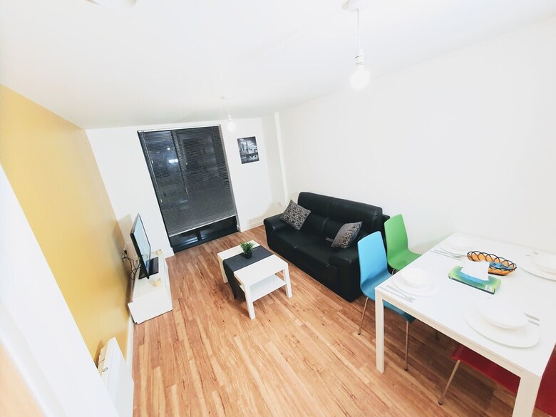 Solo Living - The Plaza